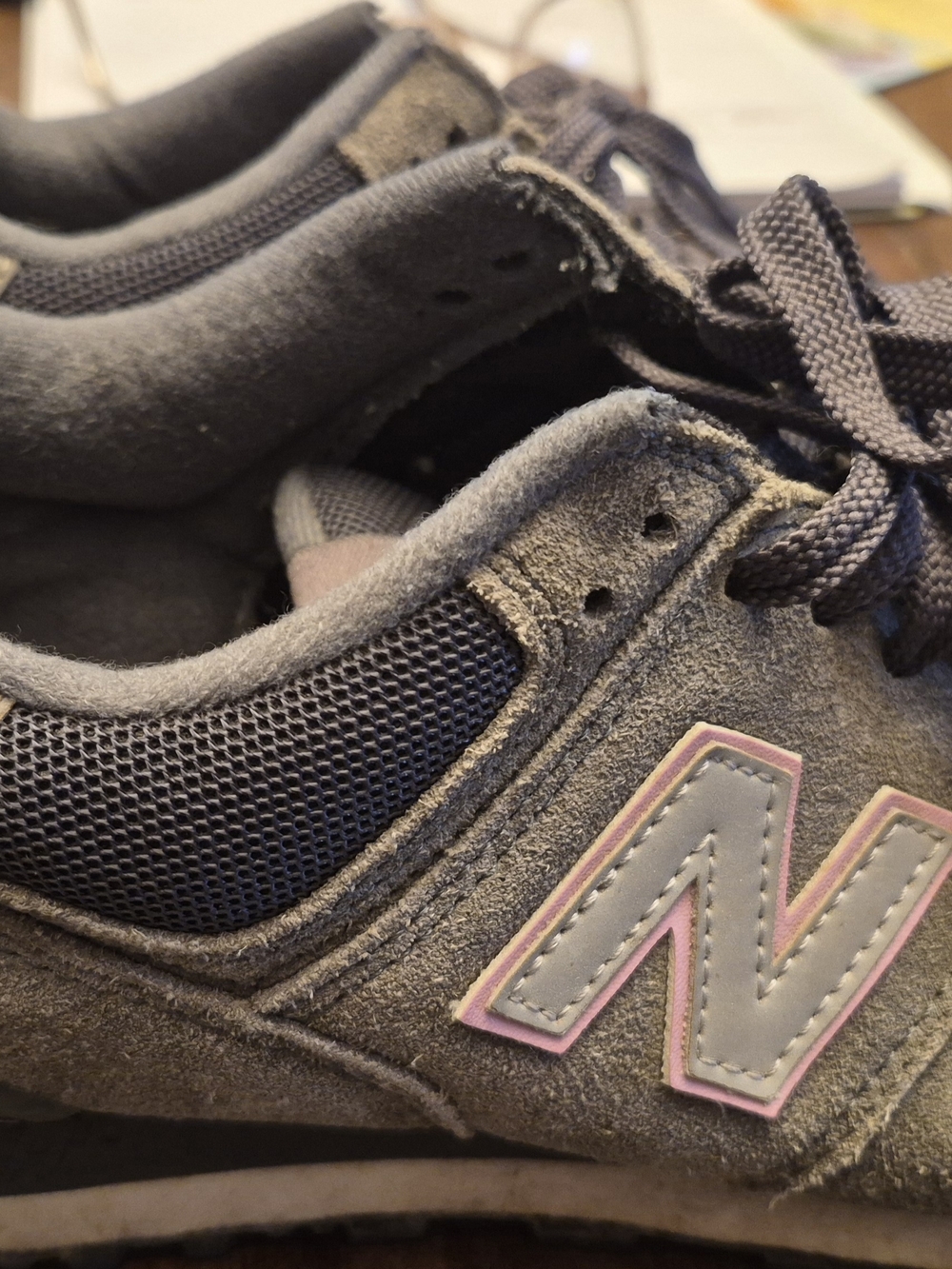 New Balance Woman's Gray and Pink Suede Sneaker Size 11, W574M(style)